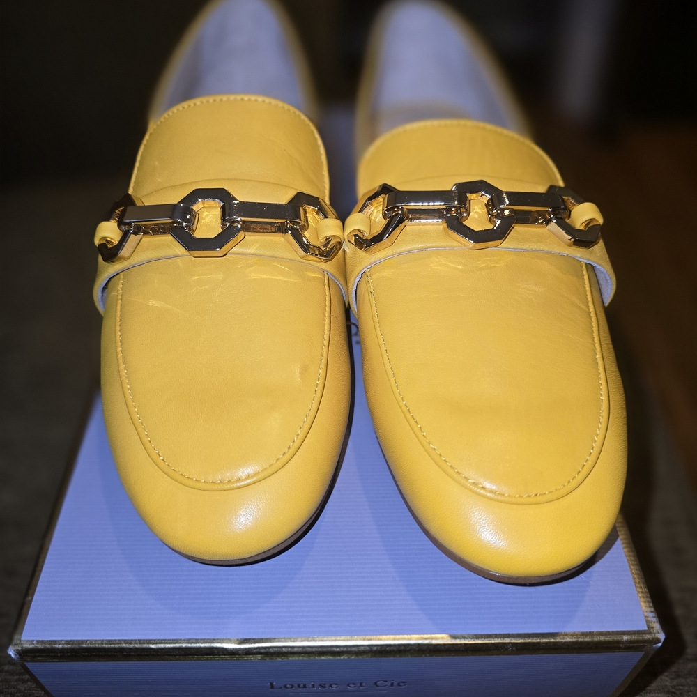 Louise et Cie Marigold Loafers with Gold Chain Accent